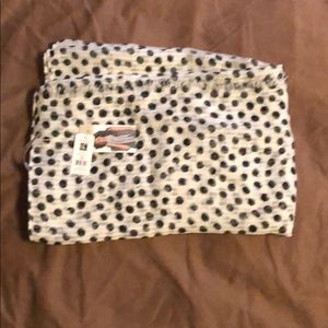 NWT Scarf
